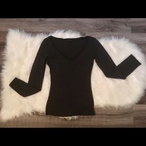 V neck Long sleeve sweater